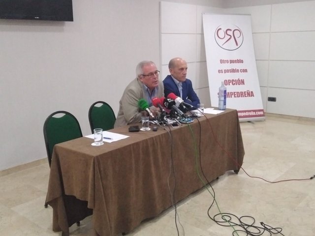 Manuel Osorio y Rafael Piña comunican acuerdo renovación pacto gobierno PSOE IU 