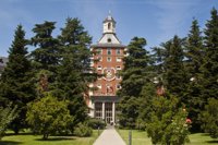 Las universidades públicas madrileñas contarán con 569 nuevas plazas de personal el próximo curso