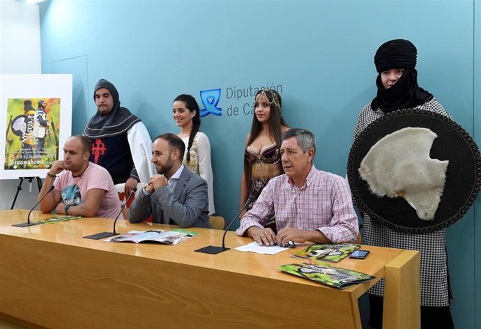 Presentación de las luchas de moros y cristianos de Benamahoma
