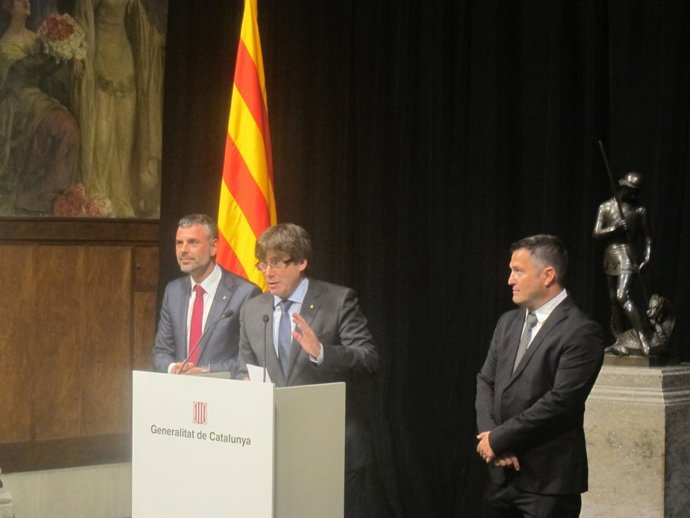 S.Vila, C.Puigdemont i M.Soria