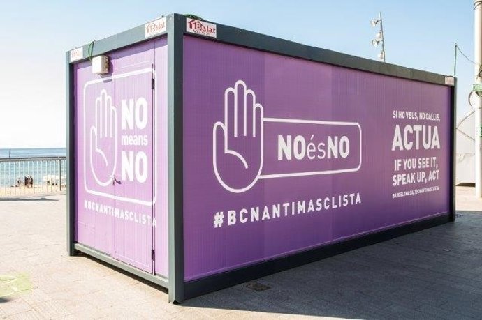 Estand contra el masclisme 