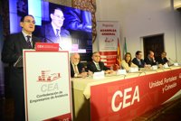 La CEA reclama políticas de fomento empresarial para mejorar la evolución positiva del empleo