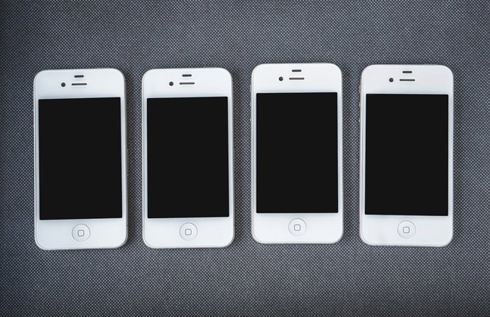 IPHONE