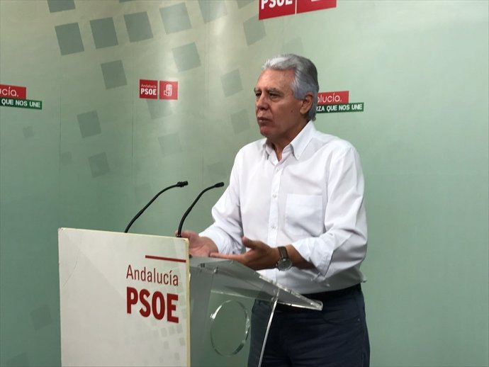 Secretario de Educación de la ejecutiva regional del PSOE, Francisco Menacho