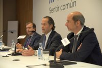 Escotet clausura en Santiago la III Jornada de fiscalidad y oportunidades de inversión de Abanca para no residentes