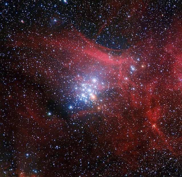  NGC 3293.