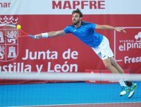 Marcel Granollers avanza con remontada en El Espinar