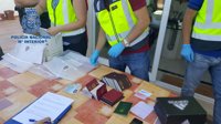 Cae una red de tráfico de iraníes hacia Reino Unido que cobraba 25.000 euros por pasaportes falsos