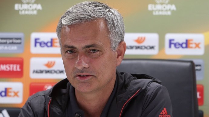 El técnico del Manchester United, Jose Mourinho