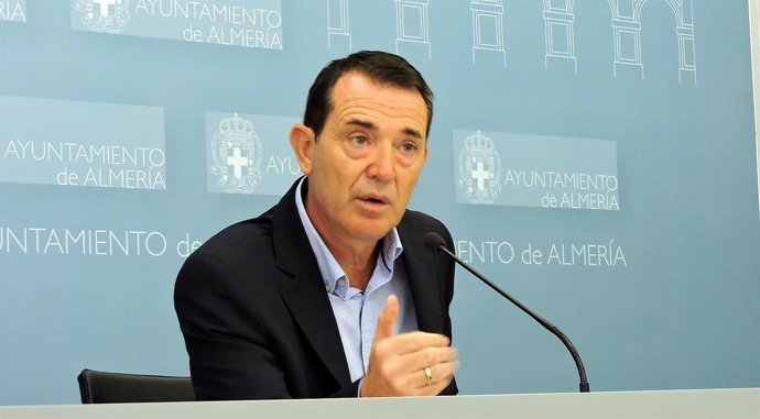 El portavoz municipal del PSOE, Juan Carlos Pérez Navas