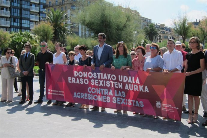 Concentración en San Sebastián contra agresiones sexuales             
