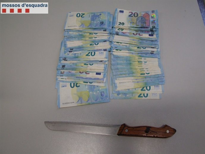 Botí del robatori a un banc de Vilafranca del Penedès amb arma blanca