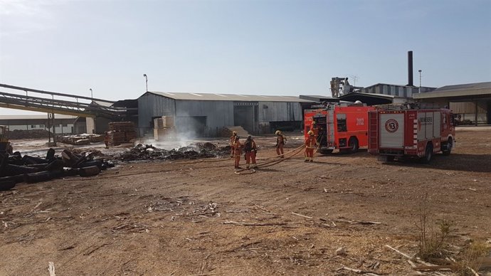 El fuego ha afectado sobre todo a la parcela