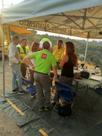 Desalojados del cámping por el incendio de Jaén valoran el "trato fenomenal" y confían en poder regresar esta tarde