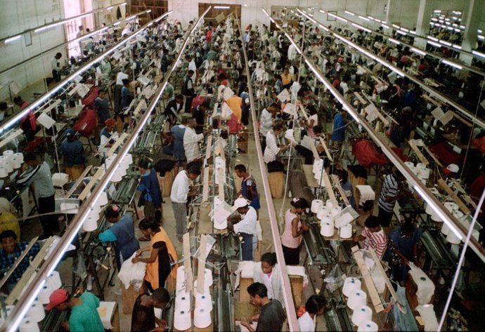 Fàbrica Textil A Madagascar