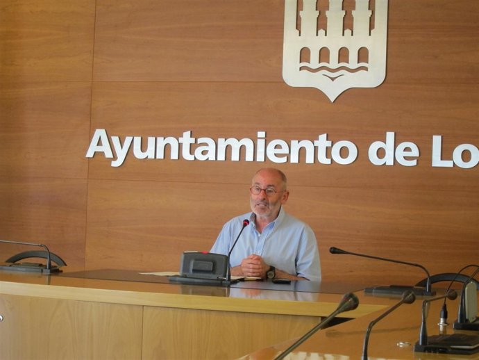 El concejal Ruiz Tutor durante su intervención en el Ayuntamiento
