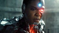 Vídeo: The Flash y Cyborg alucinan con sus figuras de Liga de la Justicia