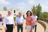 La delegada de la Junta en Córdoba visita la intervención en el Centro de Iniciativas Naúticas de Belmez