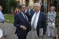 Revilla reivindica la figura de Ambrosio Calzada durante el pregón del Día de Cantabria 