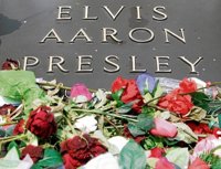 De Elvis Presley a Chris Cornell: los epitafios más famosos de las estrellas de la música