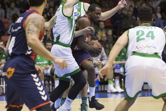 Kenny Chery Real Betis Energía Plus contra  Baskonia