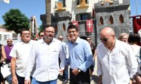 Aielo del Malferit (Valencia) celebra sus fiestas de Moros y Cristianos con un nuevo castillo