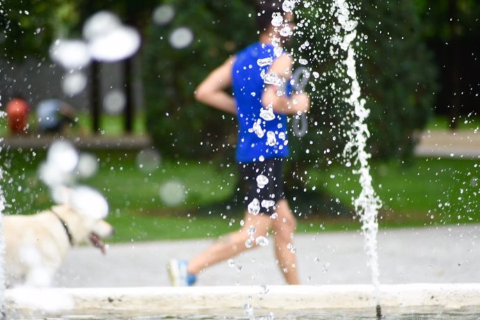 Verano, calor, deporte, descanso, temperaturas, vacaciones, agua