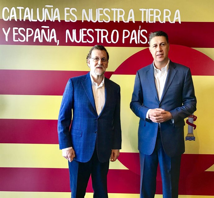 El presidente del Gobierno, Mariano Rajoy, con Xavier García Albiol