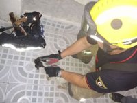 Rescatado en Sevilla un perro abandonado sin comida ni agua en una azotea a altas temperaturas