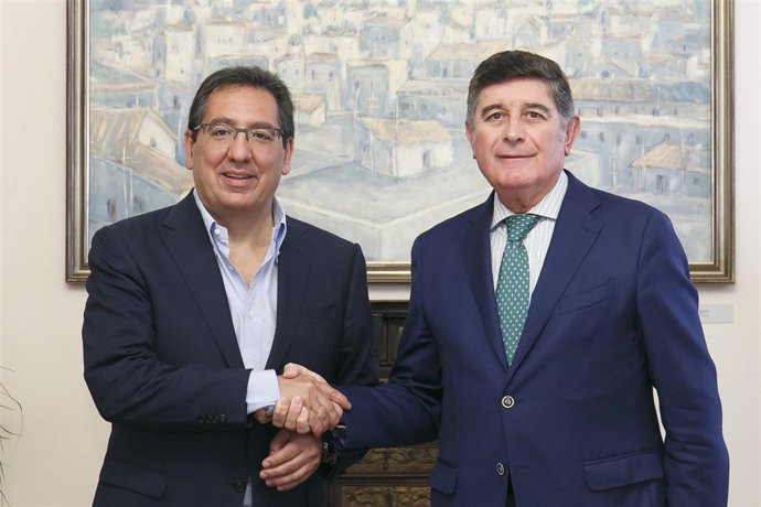 Cajasol y Mehuer renuevan el convenio de investigación de enfermedades raras