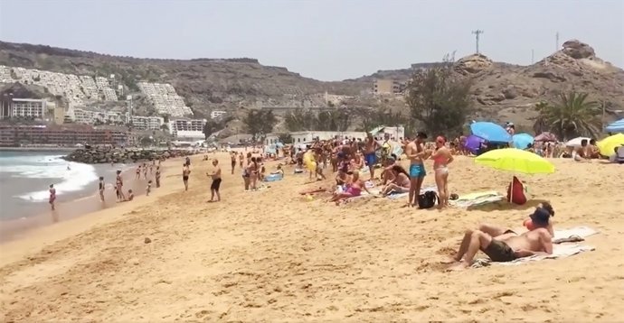 Fwd: Fotos Y Nota Playa Tauro