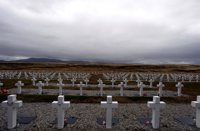Finalizan las labores de exhumación de militares argentinos enterrados sin identificar en las Islas Malvinas