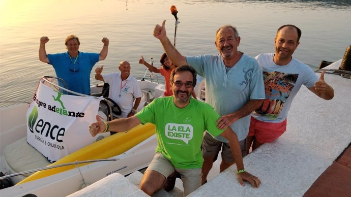 Arguiñano junto con el equipo del reto del nadador Jaime Caballero 