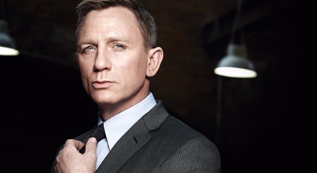 Daniel Craig como James Bond