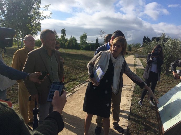La directora de Turismo de Galicia, Nava Castro, en el Monte do Gozo