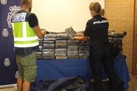 Detenido tras saltarse un control policial un hombre que llevaba 482 kilos de cocaína en una furgoneta en Xirivella