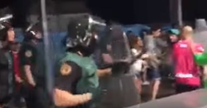 La Guardia Civil interviniendo en el Xiringüelu