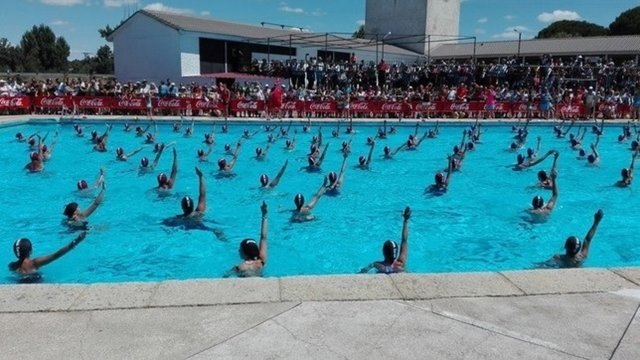 Natación sincronizada en Puenteviejo