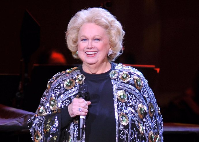 Fallece la reconocida actriz y cantante estadounidense Barbara Cook