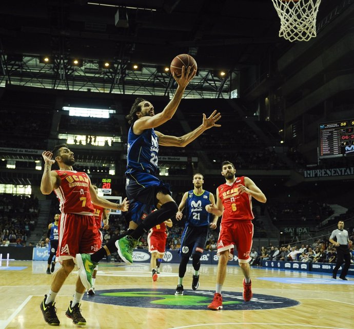 Jordi Grimau, Alec Brown y Facu Campazzo