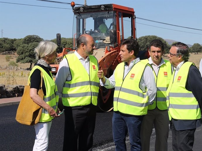 Nota, Audio Y Fotos: La Comunidad Invierte 2,8 Millones De Euros En La Mejora De