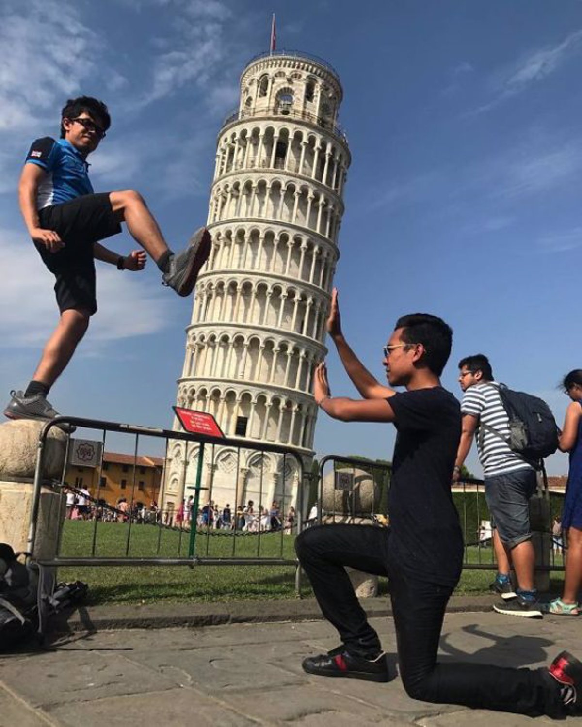 Top 10 Fotos Más Ingeniosas Tomadas En La Torre De Pisa 