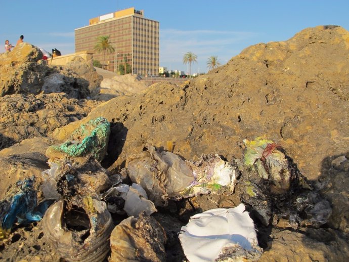 GOB pide una investigación por el vertido de residuos
