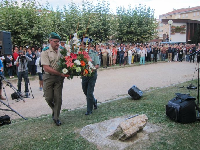 Homenaje en Berriozar a Francisco Casanova                           