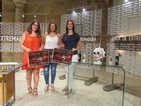 Medio millar de vecinos participan en 'La fuga de la diabla' de Valverde de Leganés