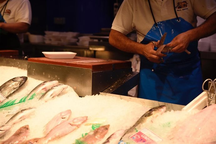 Mercado, frutas, verduras, carne, pescado, alimentos, comida