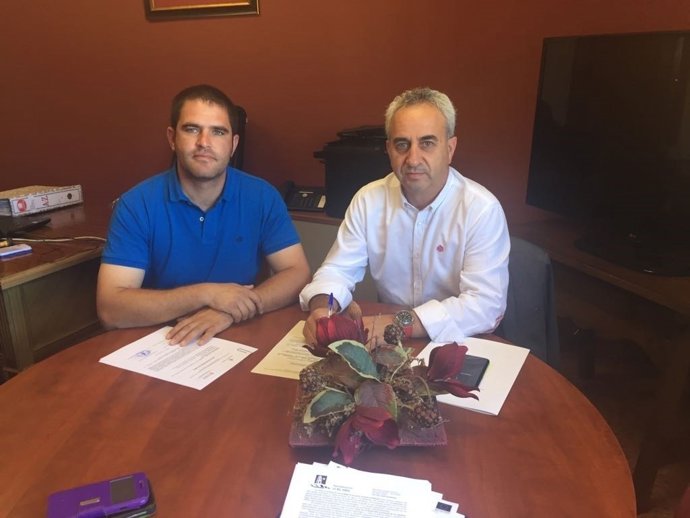 Maximiano Izquierdo (dcha) en Conquista