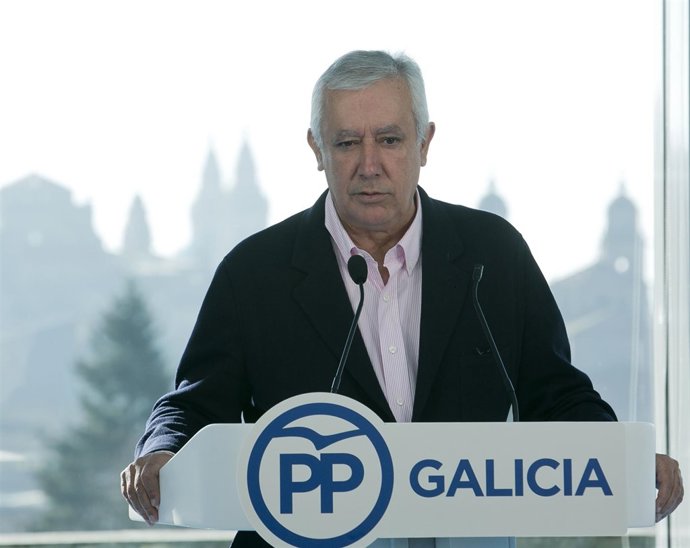 Javier Arenas en la ponencia económica y territorial del PP en Córdoba