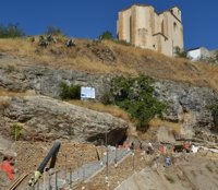 El PSOE denuncia que el alcalde se "salta la ley" por una obra sin permisos en una zona protegida de Setenil, Cádiz