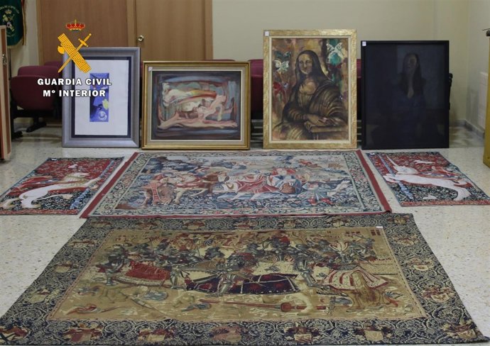 Tapices y otros objetos recuperados